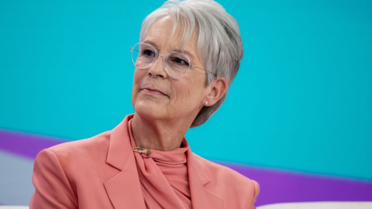 Jamie Lee Curtis says turning 65 is a moment of 'excitement.' Here's why – NBC Los Angeles - Vimarsana News