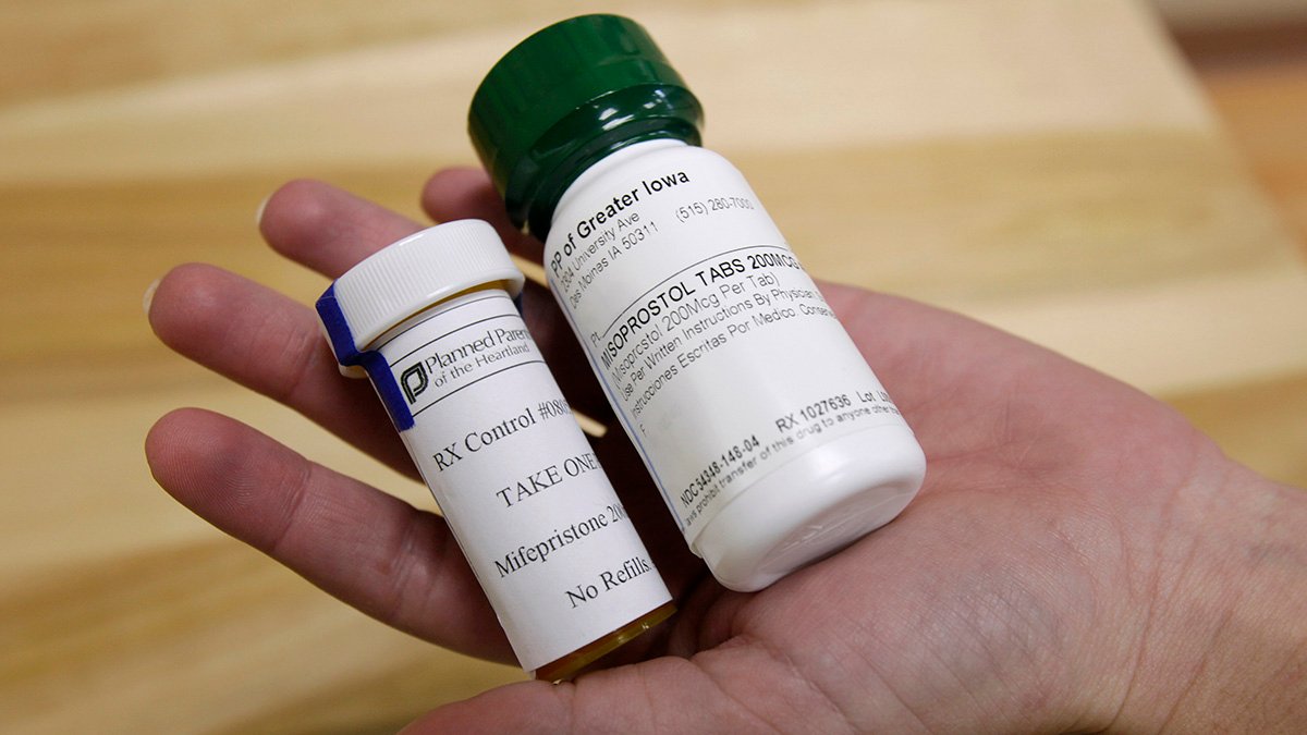 Women in US stocking up on abortion pills – NBC Los Angeles - Vimarsana News