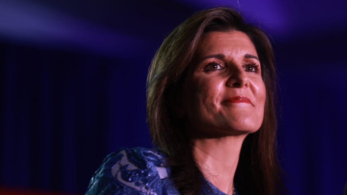 Nikki Haley makes surprise 'Saturday Night Live' cameo asking 'Trump' questions – NBC Los Angeles - Vimarsana News