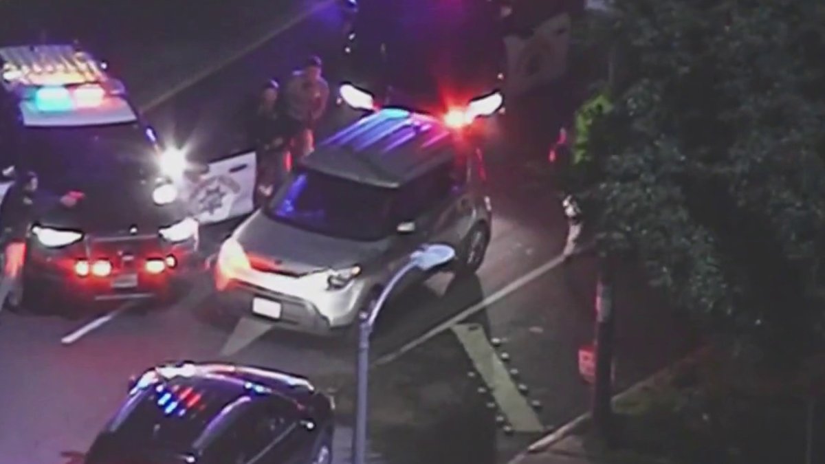 Stolen car pursuit ends in arrest in Inglewood – NBC Los Angeles