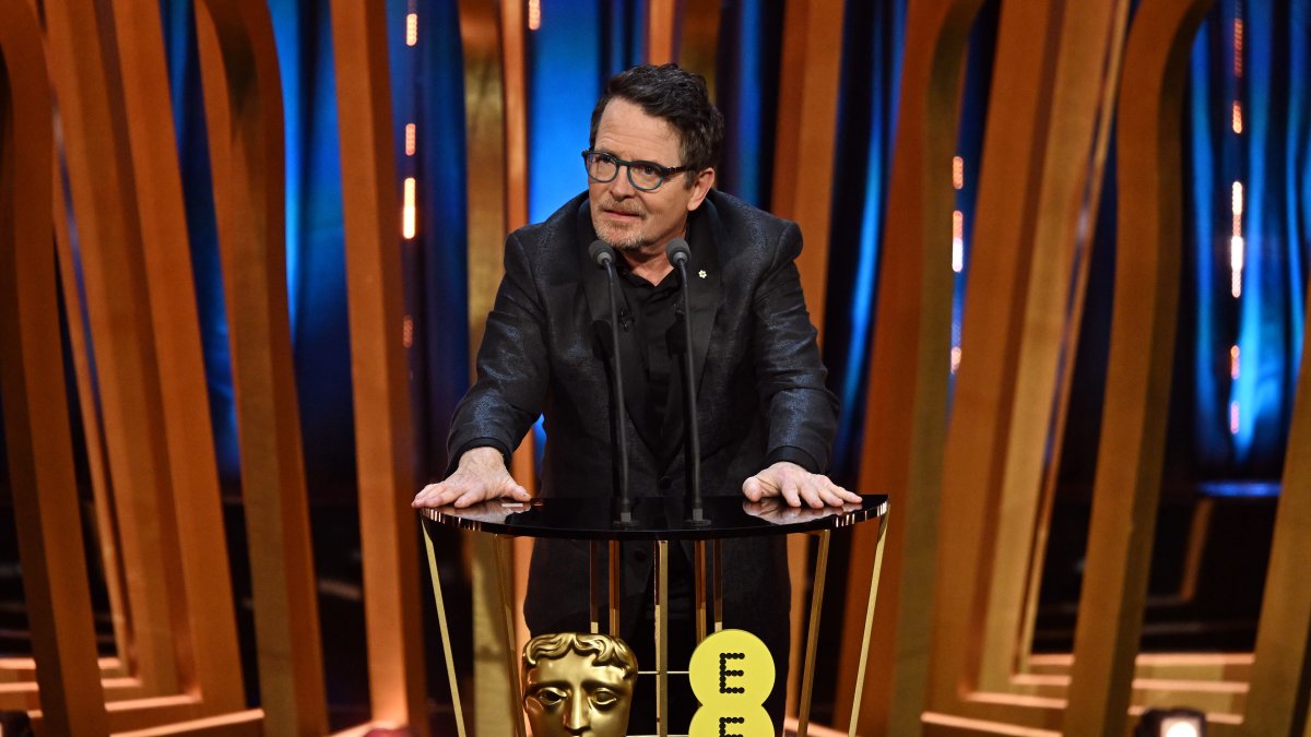 Michael J. Fox gets standing ovation at 2024 BAFTAs NBC Los Angeles