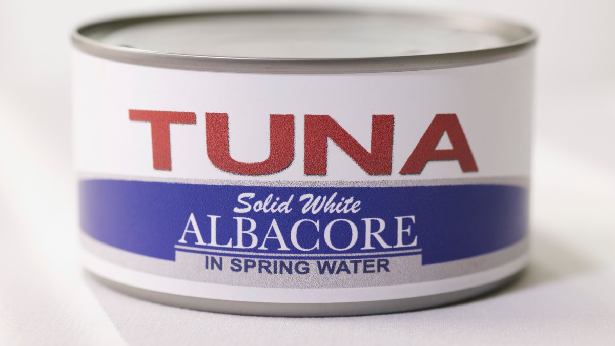Woman orders a $275 ashtray, receives a can of tuna instead - Vimarsana News