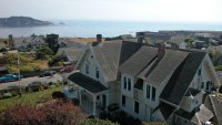 A charming Mendocino hotel has a ‘Whale of a Sale' package