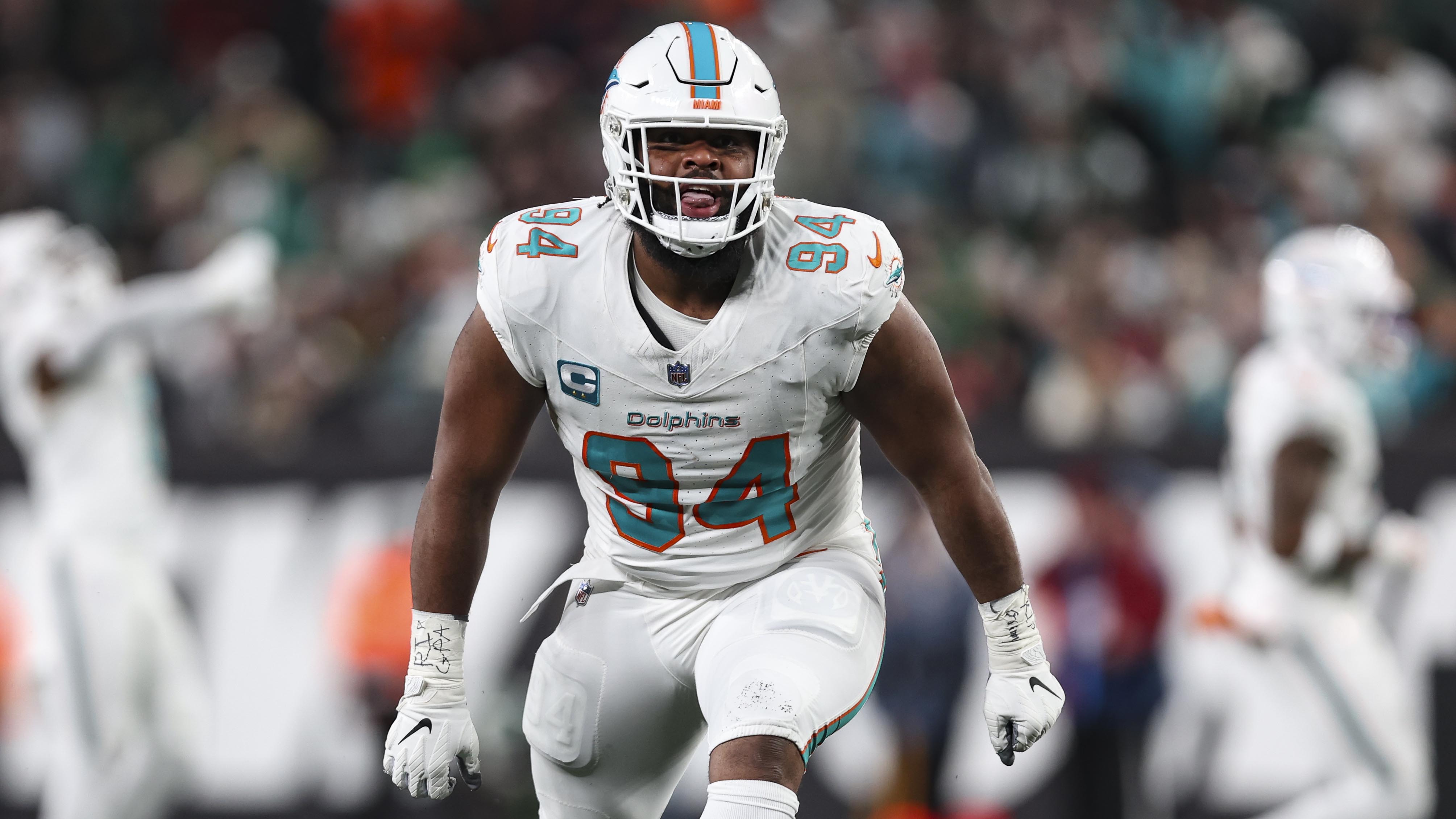 Former Dolphin Christian Wilkins Agrees To Deal With Raiders: Reports ...