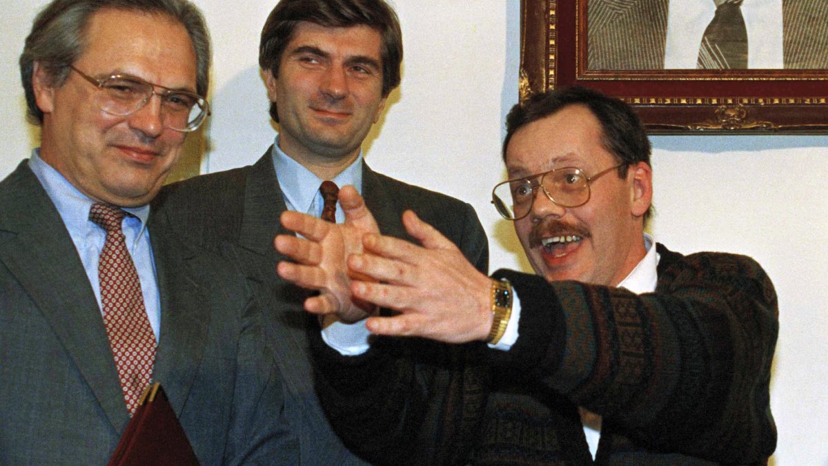 Former U.N. diplomat, Giandomenico Picco, who helped resolve Middle East crisis, has died – NBC Los Angeles - Vimarsana News