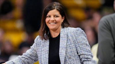 New Oakland A's announcer Jenny Cavnar changing the game, inspiring next generation
