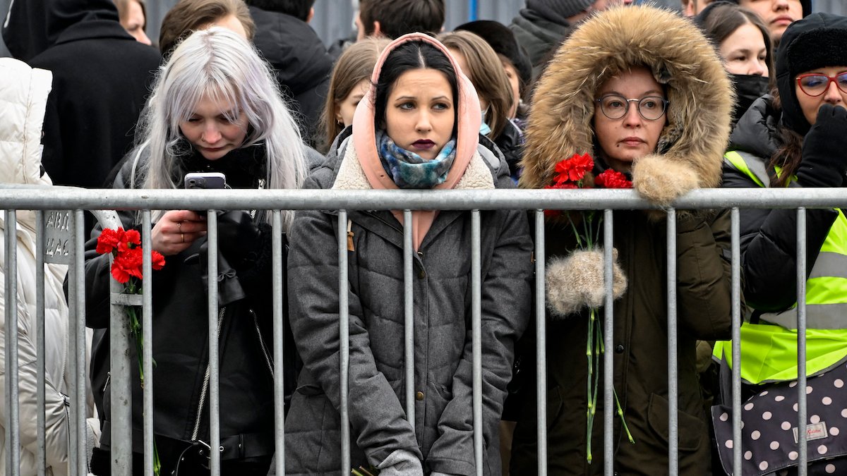 Alexei Navalny is laid to rest after his death in prison – NBC Los Angeles - Vimarsana News