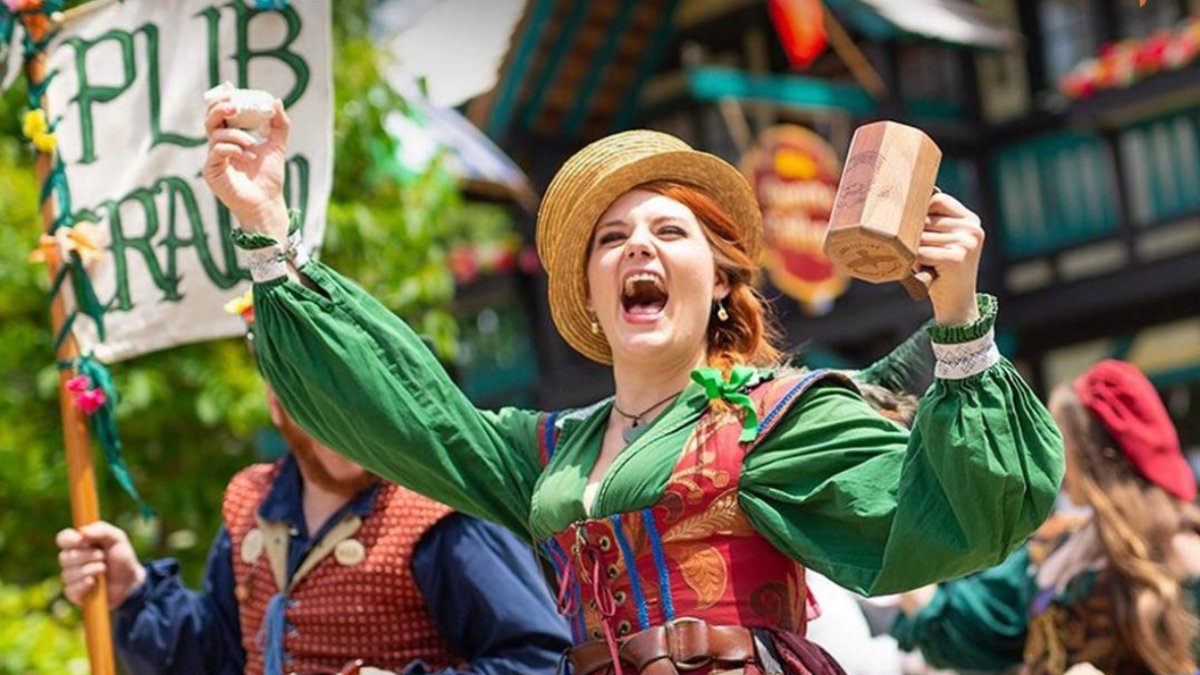 The Ren Faire’s popular Pub Crawl doth attract many revelers; tickets