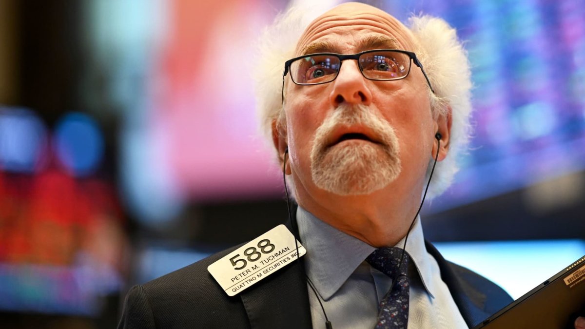 Dow drops more than 600 points on inflation and growth concerns, heads for biggest drop of the year: Live updates - Vimarsana News