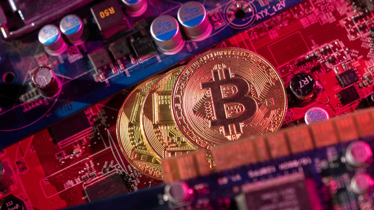 The Bitcoin network completes the fourth-ever 'halving' of rewards to miners – NBC Los Angeles - Vimarsana News