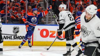 NHL: APR 22 Western Conference First Round - Kings at Oilers