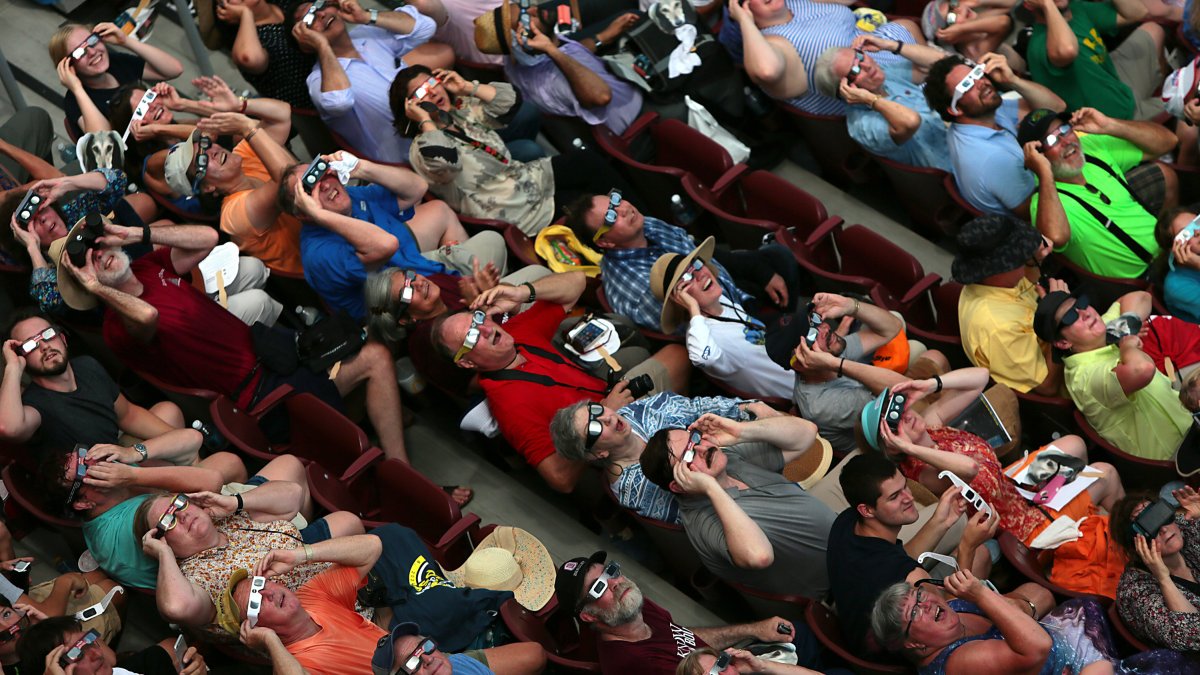 Eclipse excitement seizes the U.S. – NBC Los Angeles - Vimarsana News