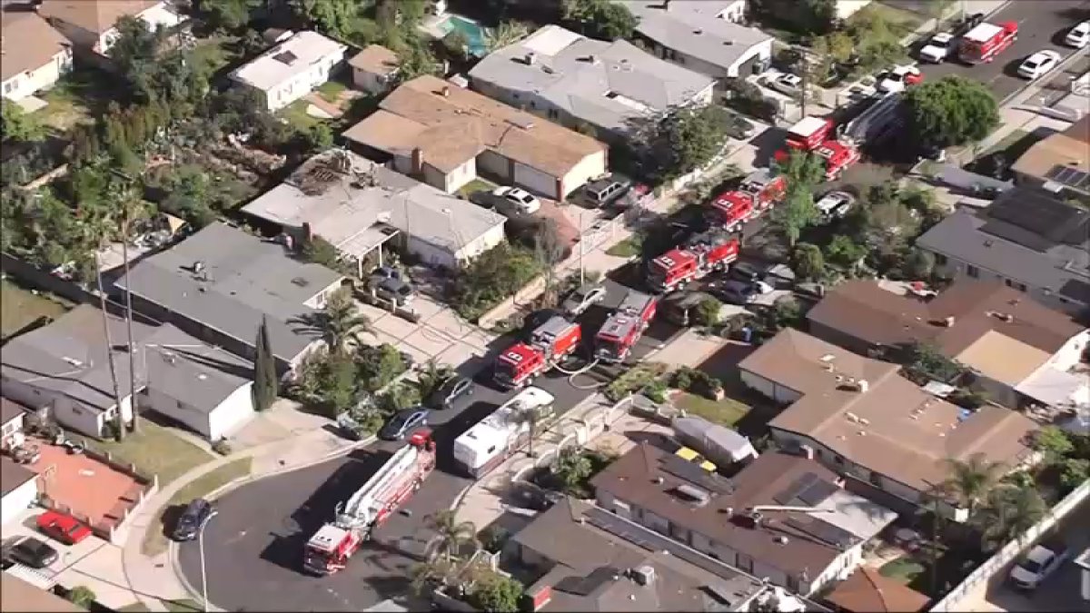 1 person found dead following fire in Sun Valley home – NBC Los Angeles