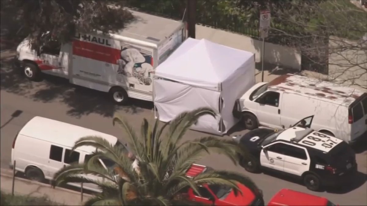 Person found dead in U-Haul truck parked in Mid-City neighborhood – NBC Southern California