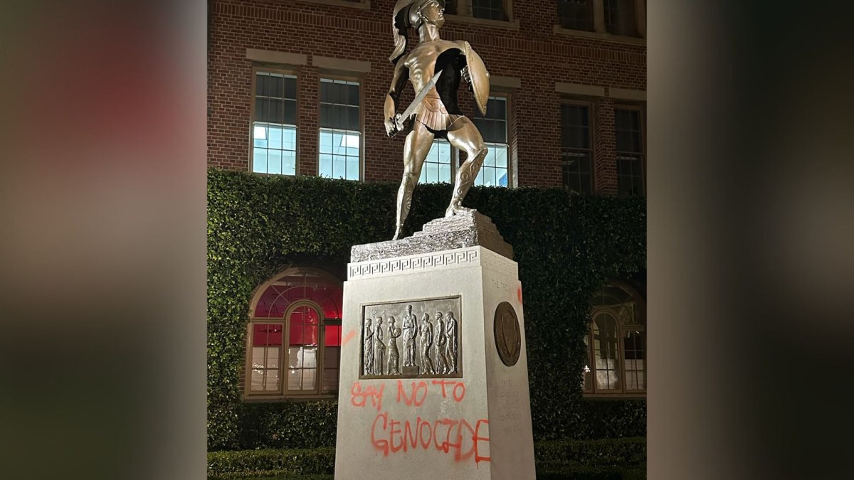 Tommy Trojan statue vandalism cleaned up, USC continues to operate at restricted access - NBC Los Angeles