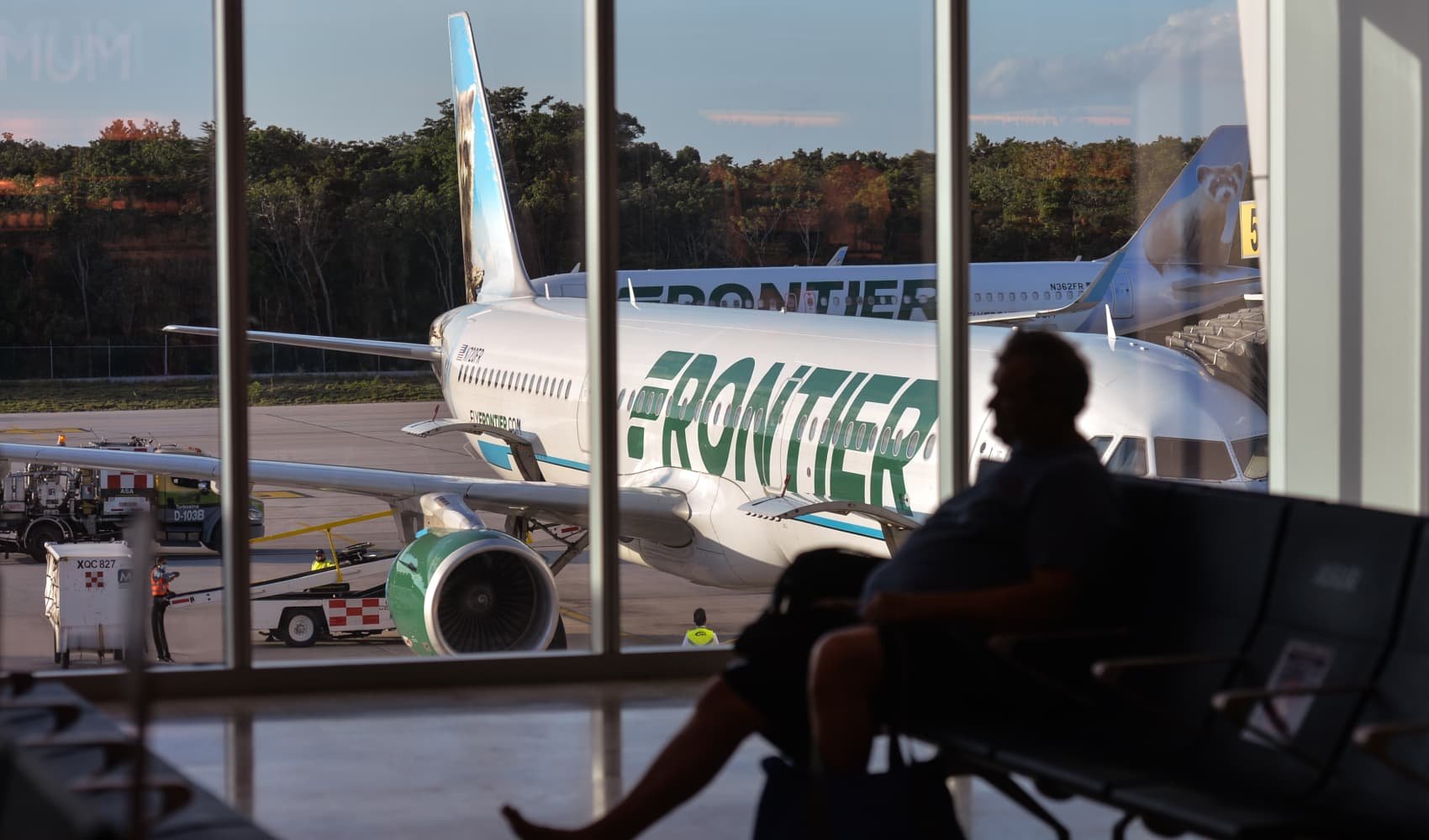 Frontier Airlines CEO urges crackdown of 'rampant abuse' of airport wheelchair service – NBC Los Angeles - Vimarsana News