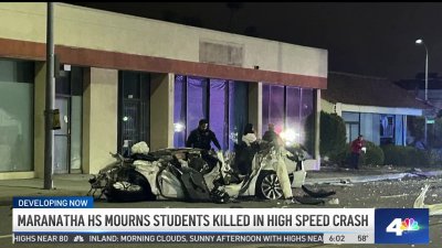 High school in Pasadena mourns students killed in crash