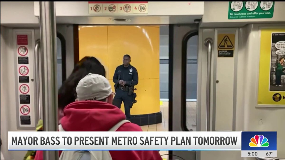 LA Metro poised to have more uniformed officers at Metro stations – NBC ...