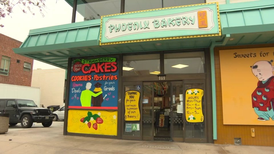 How Phoenix Bakery in Chinatown fosters loyal customer base - Vimarsana News