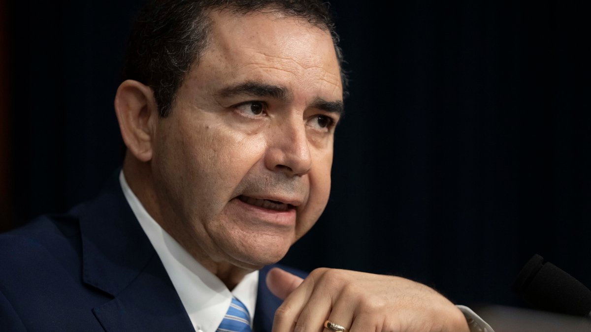 Texas Rep. Henry Cuellar and wife indicted over ties to Azerbaijanon 2