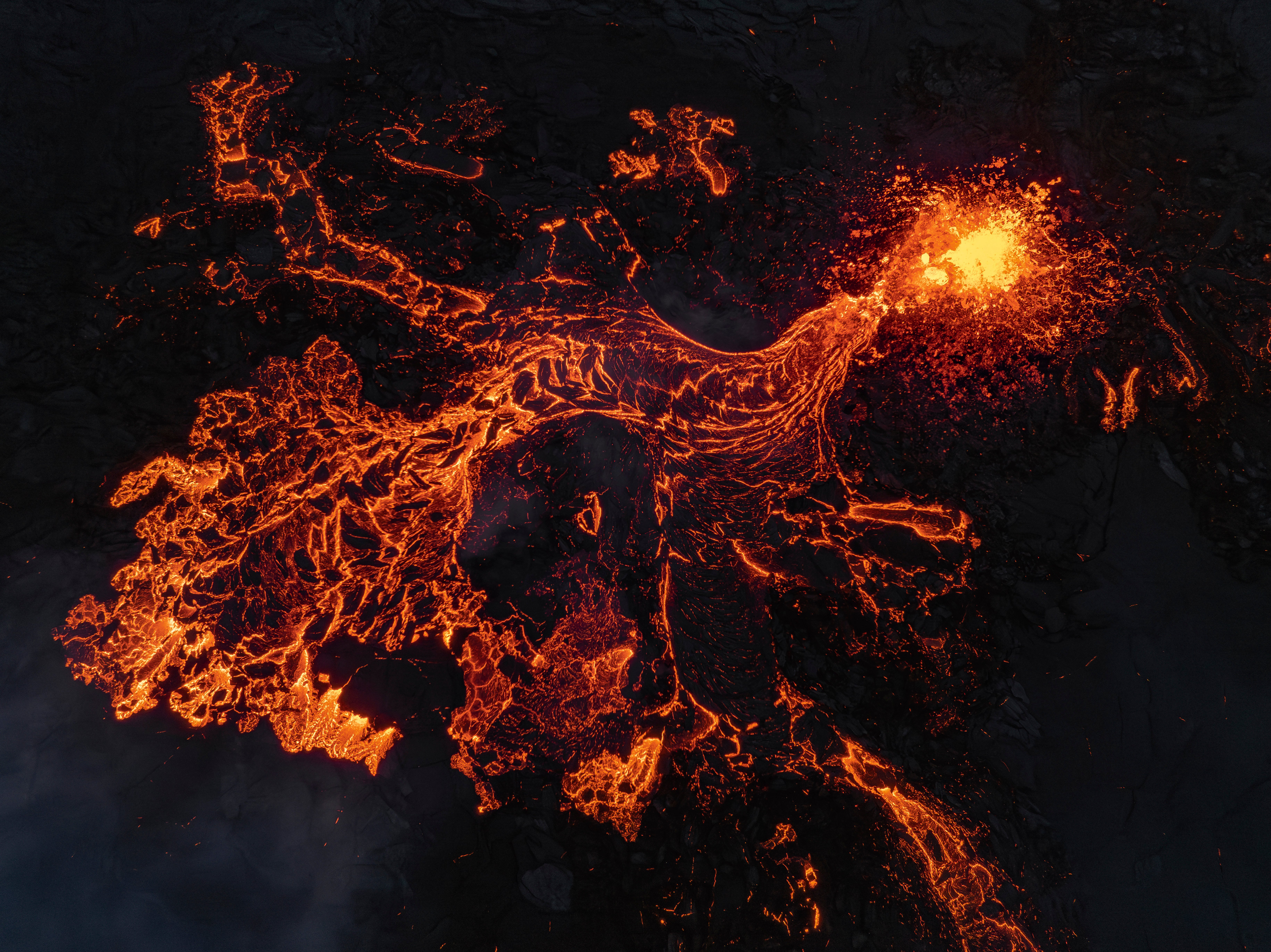 Lava spurts from Iceland volcano for second day – NBC Los Angeles - Vimarsana News