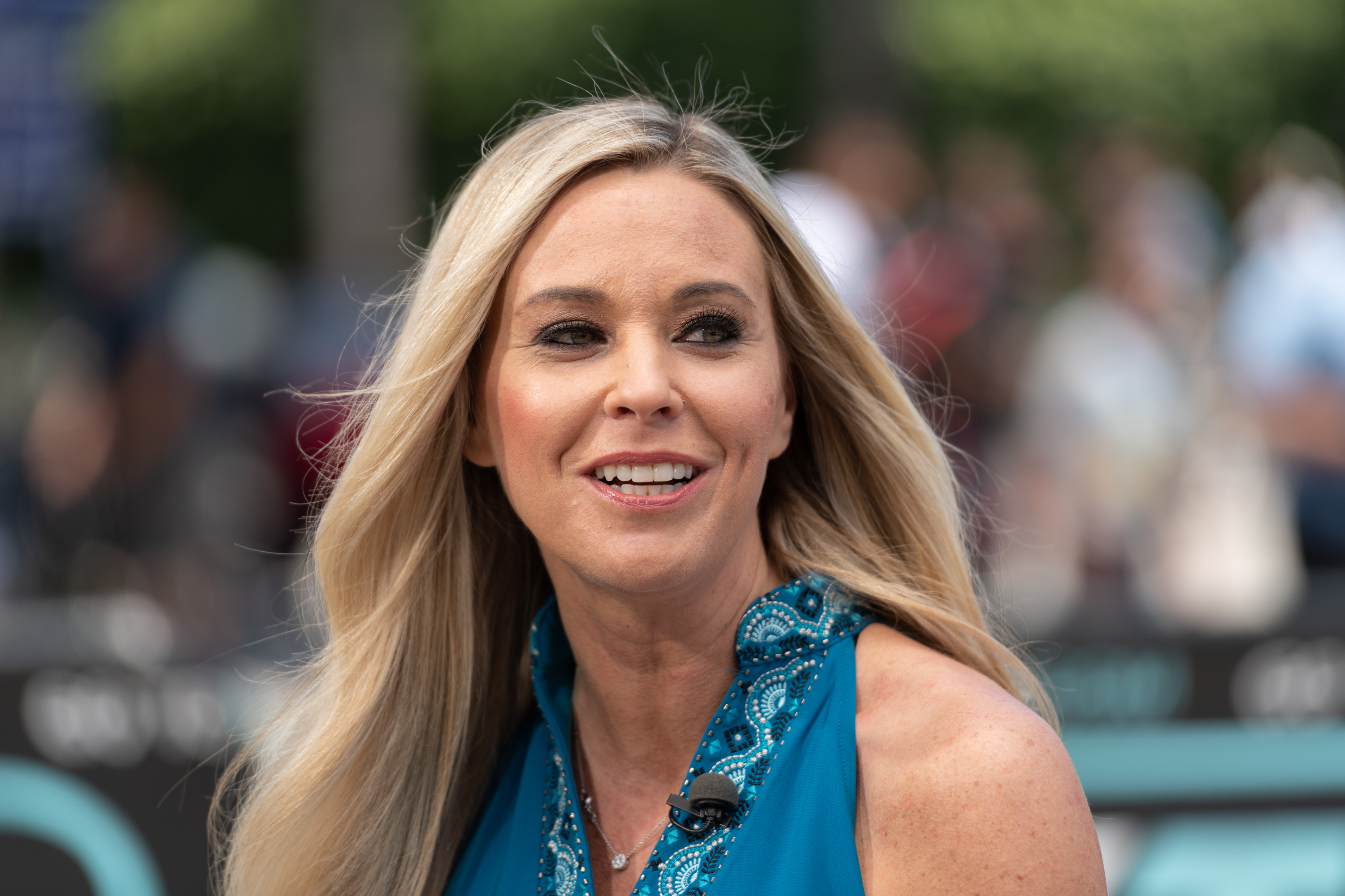 Kate Gosselin shares rare pic of 4 of her and Jon's sextuplets