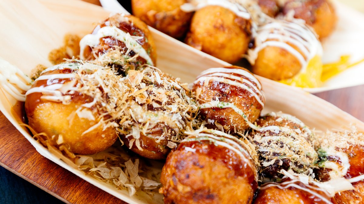 Dodgers team up with Tsukiji Gindaco to serve takoyaki NBC Los Angeles