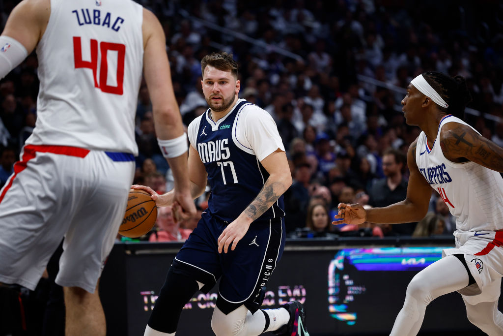 Luka Doncic scores 35 points, leads Mavericks to 123-93 victory and
3-2 series lead over Clippers