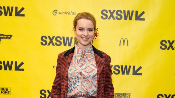 Former Disney star Bridgit Mendler officially graduates Harvard Law School - Vimarsana News