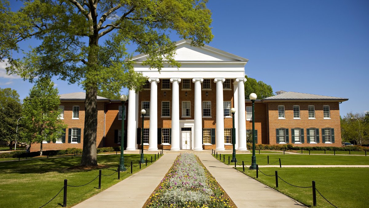 Ole Miss fraternity expels member who appeared to make ape-like sounds toward Black protester - Vimarsana News
