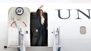 EL-SEGUNDO-CA-JUNE 1, 2024: Vice President Kamala Harris waves before departing Los Angeles International Airport for a political event in Seattle, Washington on June 1, 2024. (Christina House / Los Angeles Times via Getty Images)