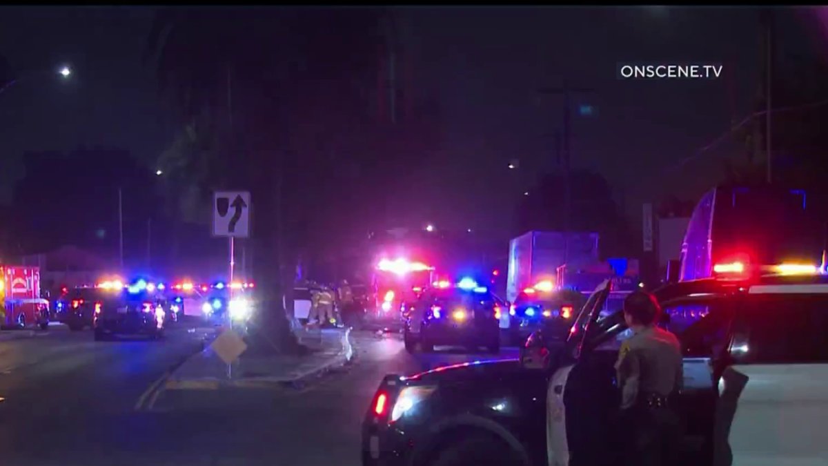 Two deputies injured in vehicle crash in Long Beach area – NBC Los Angeles