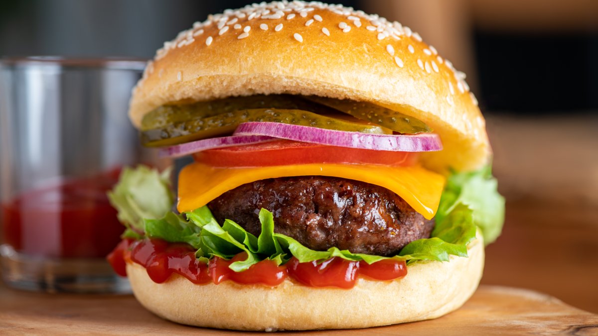 Best National Cheeseburger Day deals 2024 NBC Los Angeles