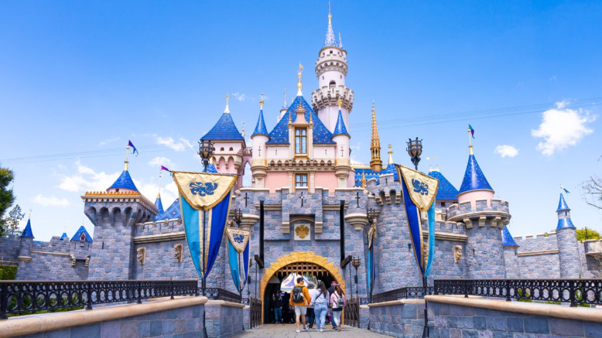 Image Phil Helsel image beautiful - Thousands of Disneyland workers vote to authorize a strike – NBC ...