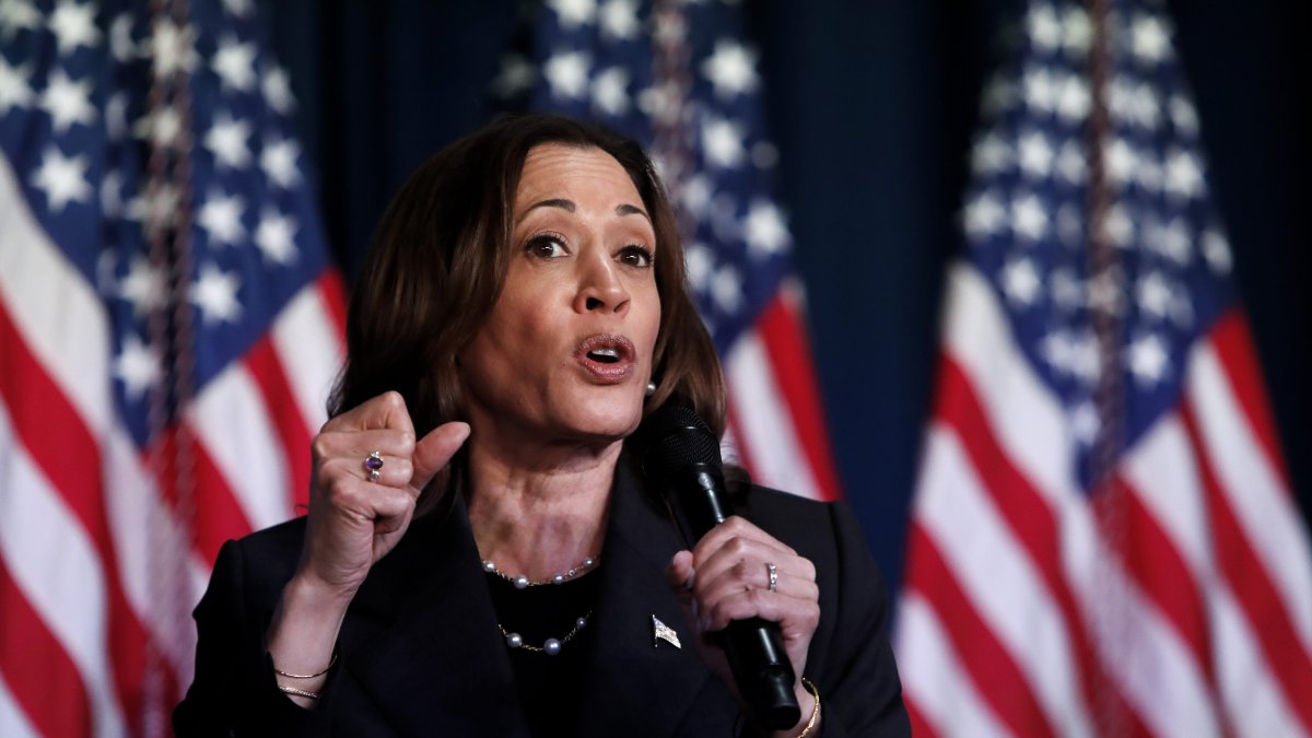 Trump’s campaign quickly pivots to Harris after Biden exits – NBC Los Angeles