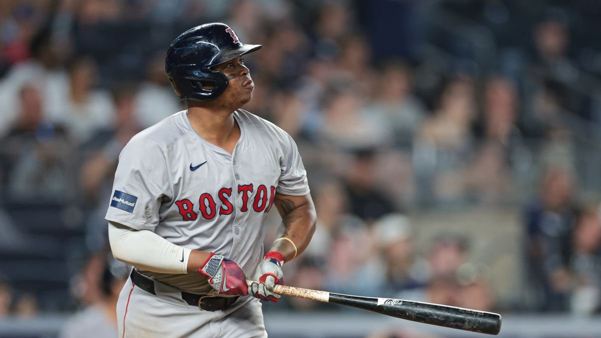 Red Sox trade Rafael Devers to Giants in shocking move