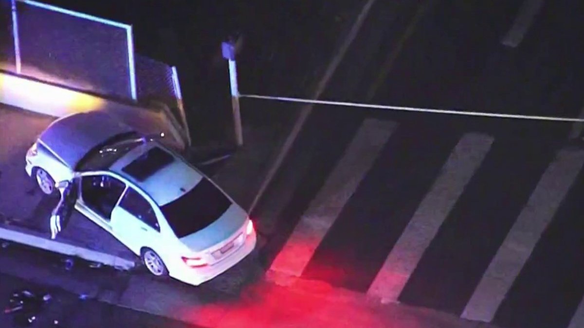 Woman injured in shooting on 105 Freeway in LA – NBC Los Angeles