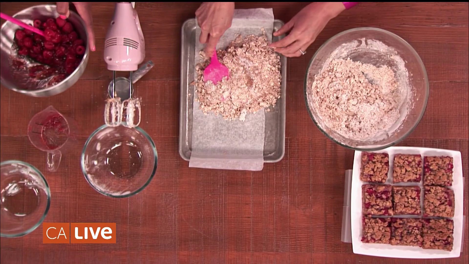 Bake delicious gluten & dairyfree Raspberry Jam Bars for your 4th of