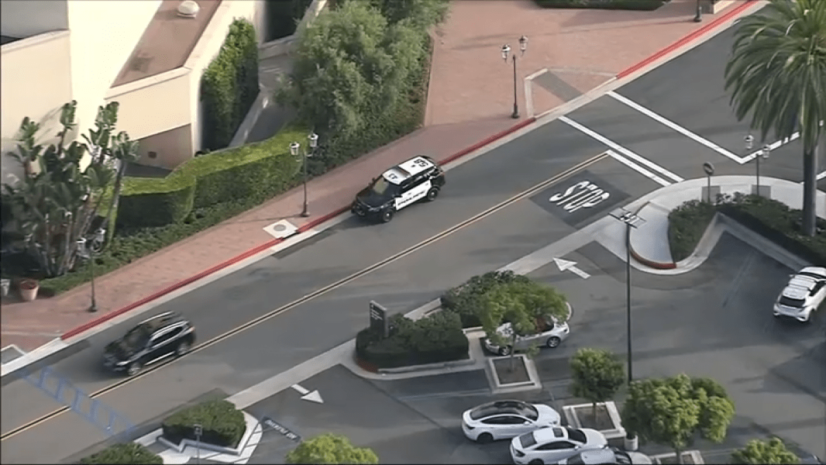 One person dead at Fashion Island mall in Newport Beach