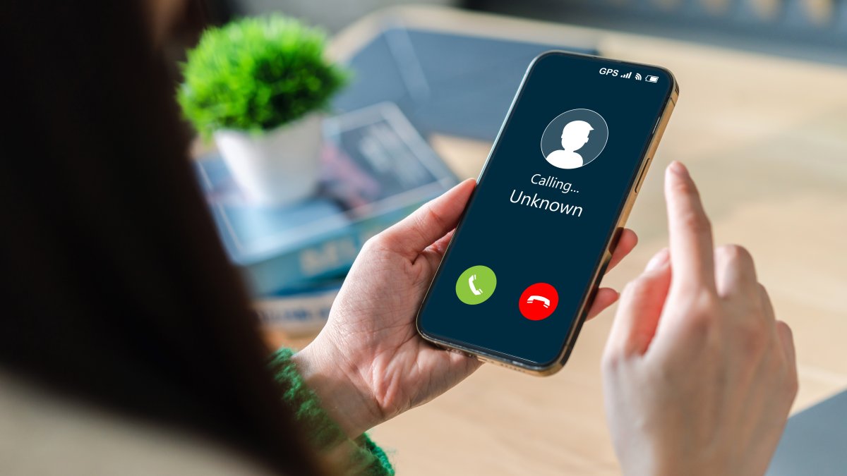 LAPD issues warning on virtual kidnapping scams targeting Hispanics