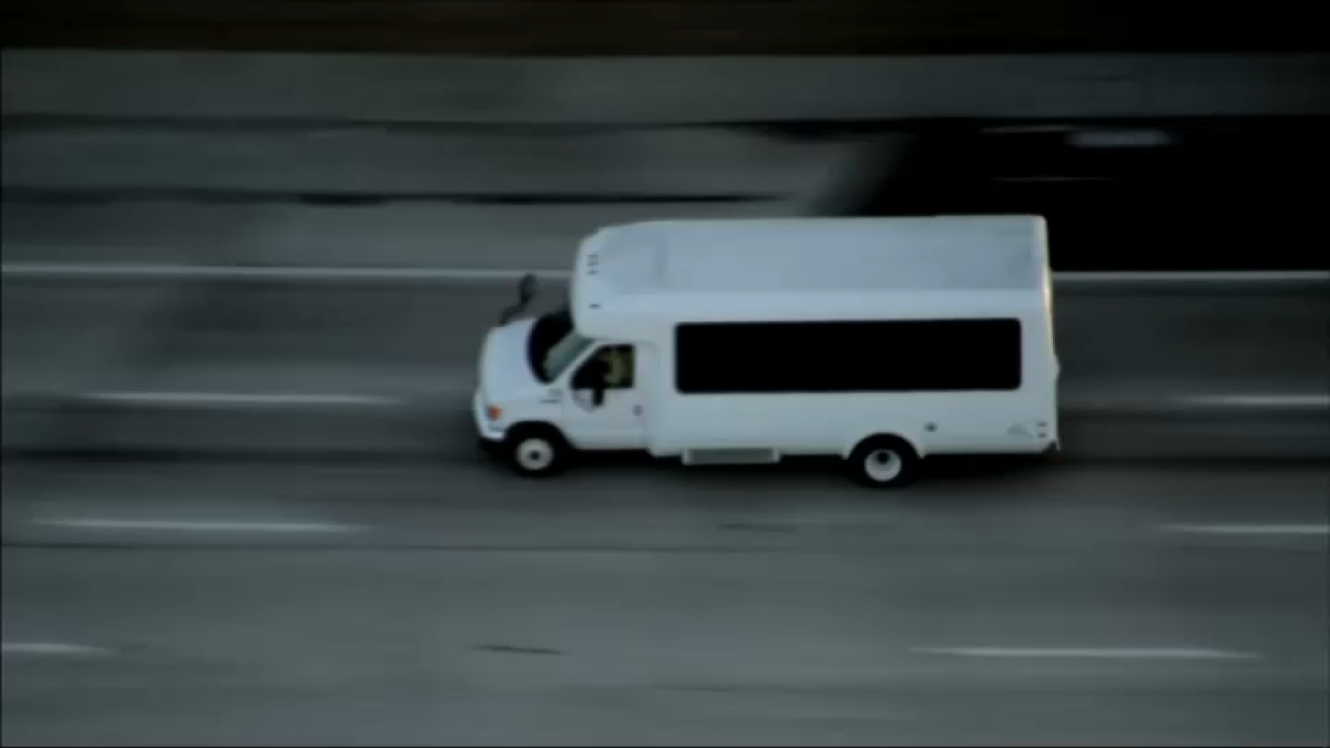 Driver of stolen hospital van leads police on pursuit in the San ...