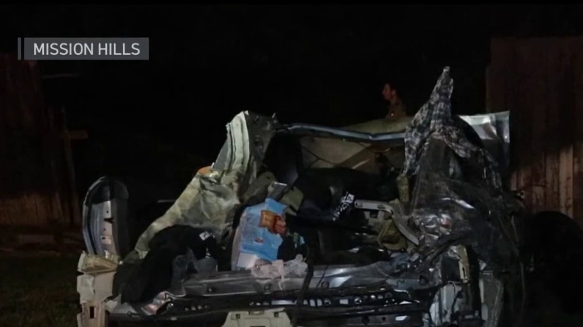 1 person killed after car crashes into backyard in Mission Hills – NBC ...