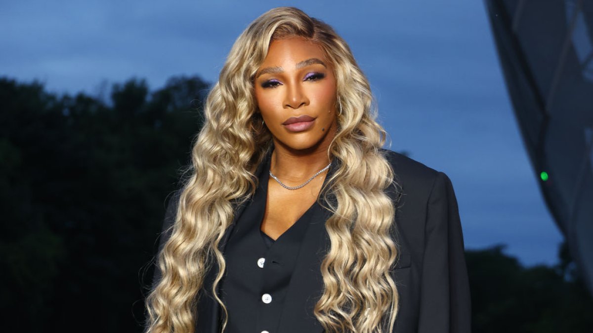 Serena Williams says she was 'denied access' to Paris hotel eatery, hotel says it was fully booked – NBC Los Angeles