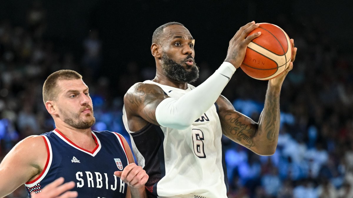 US men’s basketball survives Serbia in 2024 Olympics semifinals NBC