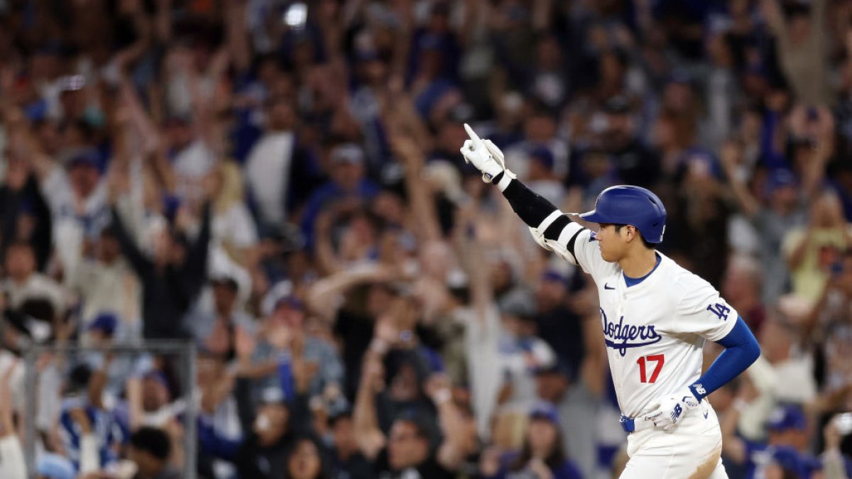 Shohei Ohtani becomes first Dodgers player to join 40-40 club – NBC Los Angeles