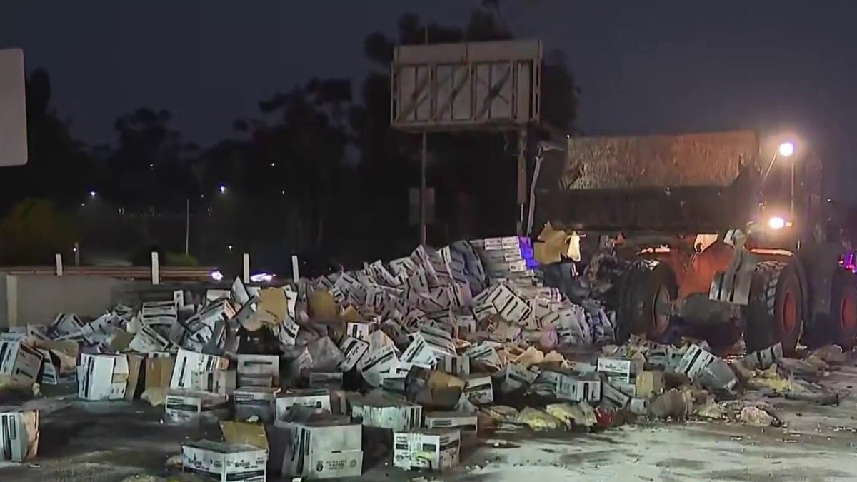 Truck carrying fries crashes on 5 Freeway in downtown LA – NBC Los Angeles