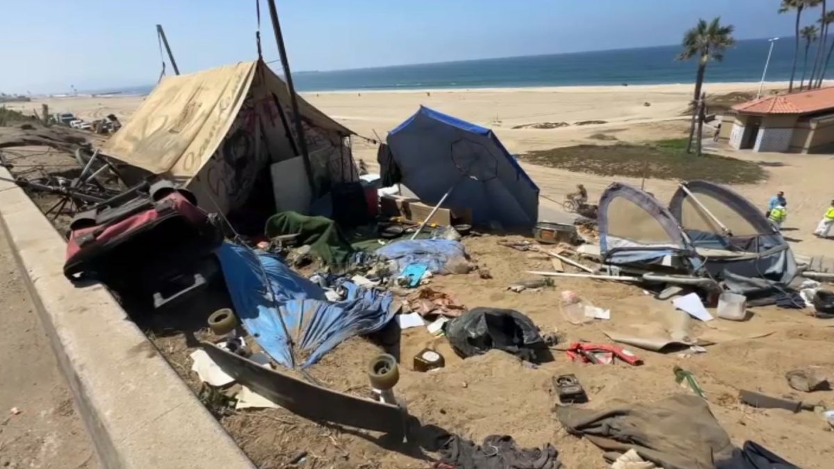 Tents removed in homeless encampment sweep at Dockweiler State Beach
