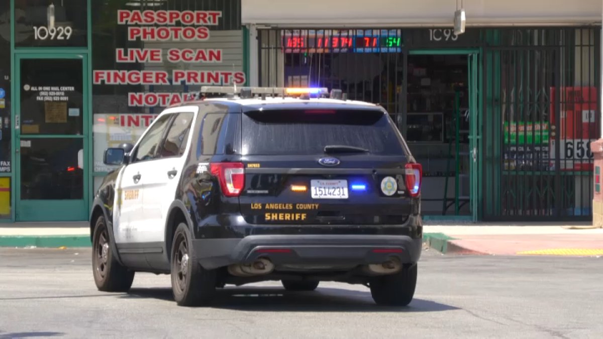 Store owner fatally shoots robbery suspect in Norwalk – NBC Los Angeles