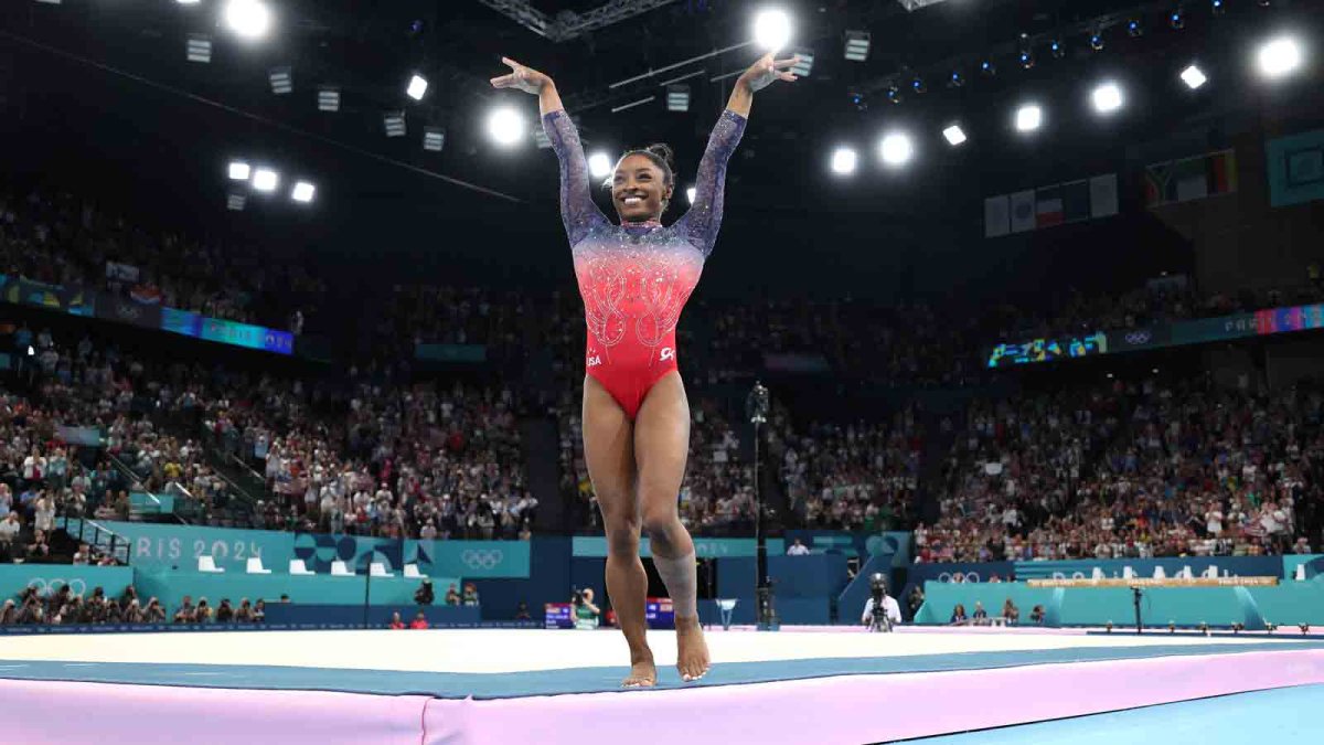 Simone Biles gets silver in floor routine at the 2024 Olympics – NBC ...