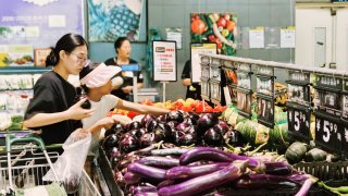 egetable prices in China have risen significantly this summer, with analysts pointing to high temperatures and frequent rainfall as the main reasons.